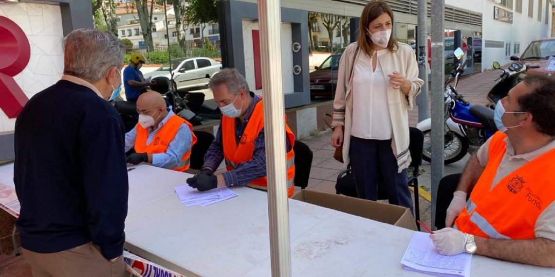 EL AYUNTAMIENTO REFUERZA EL REPARTO DE MASCARILLAS REALIZÁNDOLO DURANTE TODOS LOS DÍAS DE ESTA SEMANA EN TODA LA CIUDAD