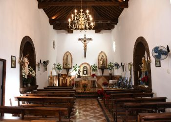 LOS PUJERREÑOS SE UNEN PARA REPARAR SU IGLESIA