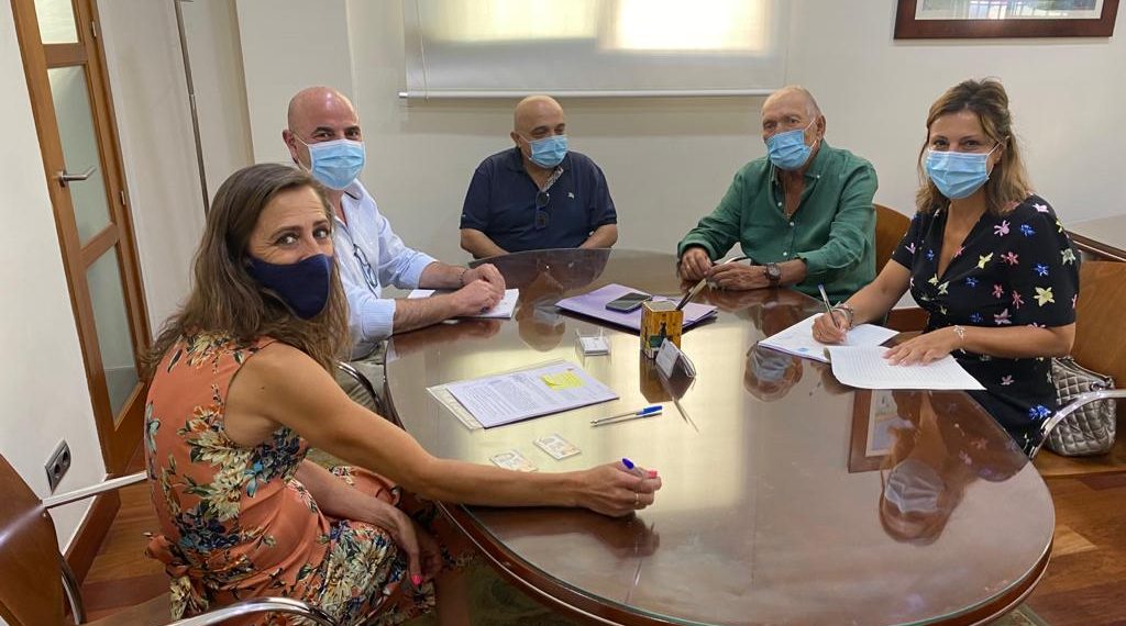 El Ayuntamiento de Ronda firma en notaría la compra de los terrenos para el futuro aparcamiento del barrio de San Francisco