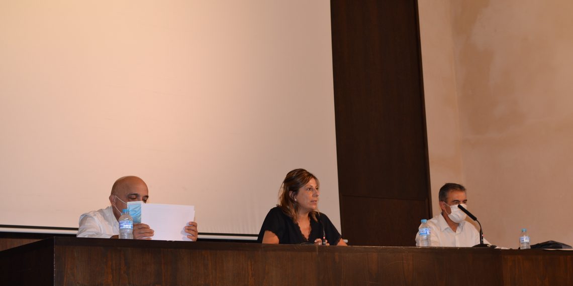 LA ALCALDESA APERTURA LA SESION INFORMATIVA SOBRE EL PLAN ESPECIAL DEL CONJUNTO HISTÓRICO DE RONDA