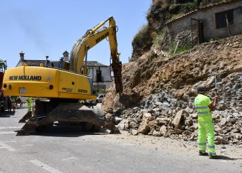 REALIZAN IMPORTANTES MEJORAS EN LA TRAVESÍA DE ALGATOCÍN