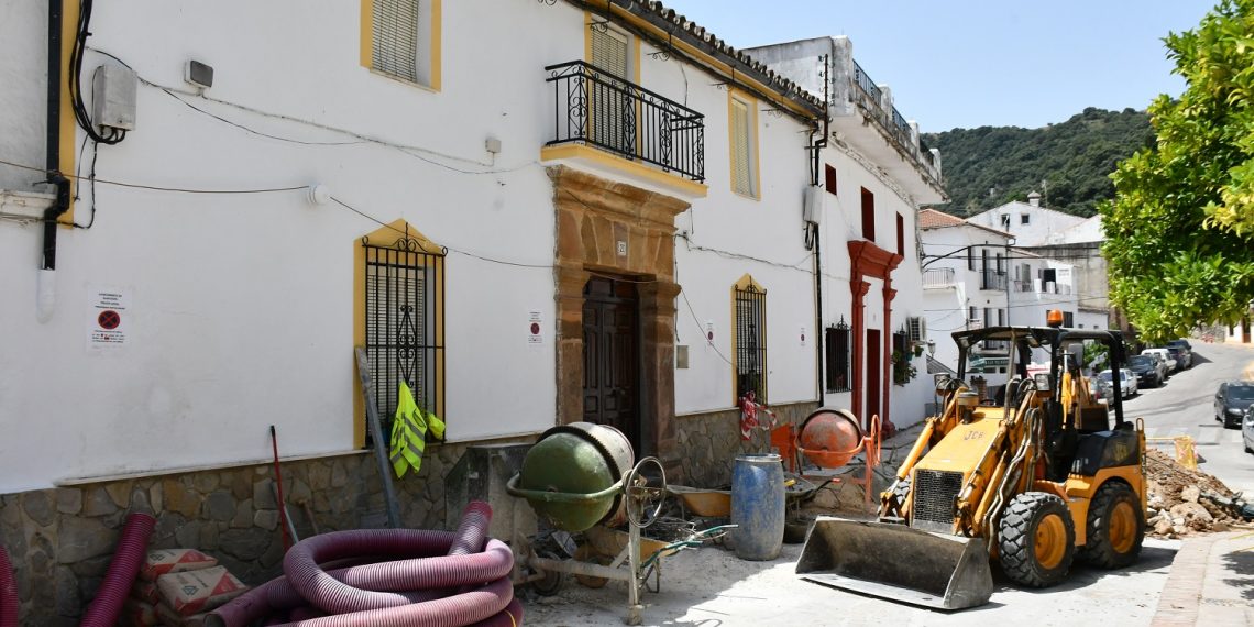 ALGATOCÍN INICIA SU TERCER PLAN DE EMBELLECIMIENTO