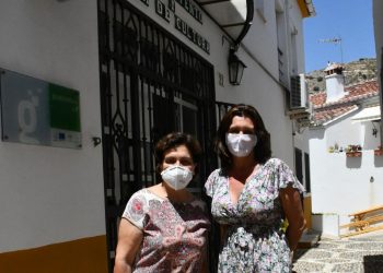 LA DIPUTADA ESPERANZA GONZÁLEZ PRESENTA EL PLAN MÁLAGA EN ALPANDEIRE