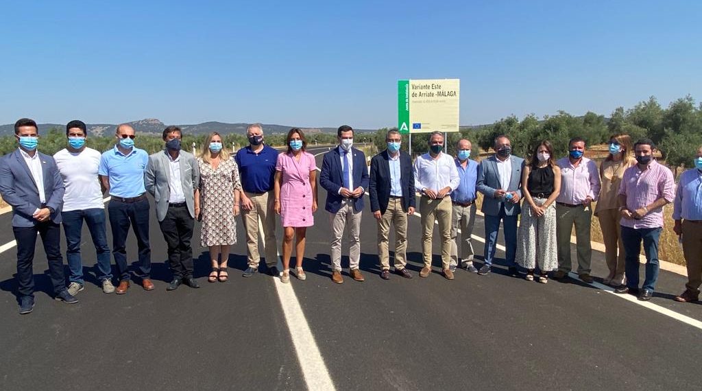 El presidente de la Junta inaugura la Variante después de años de espera