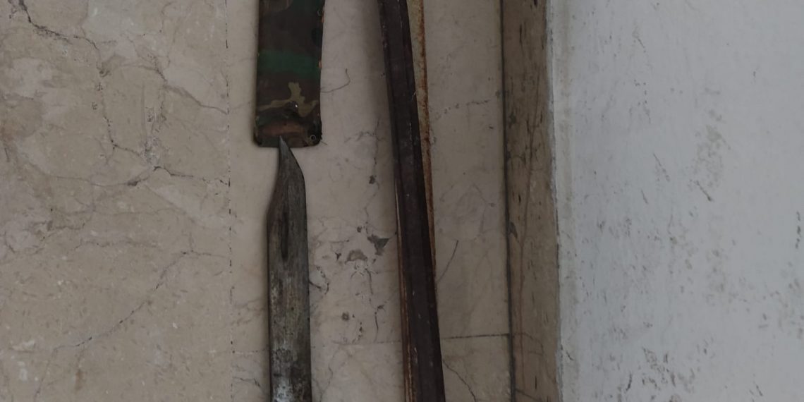 LA POLICÍA LOCAL ACTÚA EN EL INCENDIO DE UNA VIVIENDA Y EN UNA REYERTA DONDE PARTICIPARON UNA TREINTENA DE PERSONAS