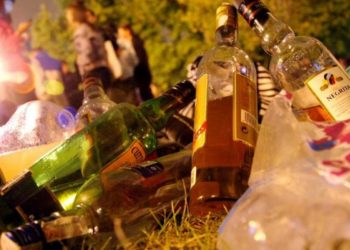 La Policía Local levanta más de una decena de actas durante la pasada noche por hacer botellón