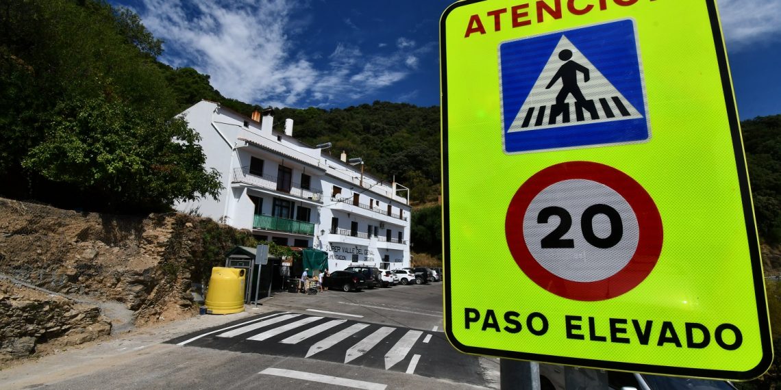 FINALIZAN LOS TRABAJOS DE MEJORA DE LA TRAVESÍA DE ALGATOCÍN