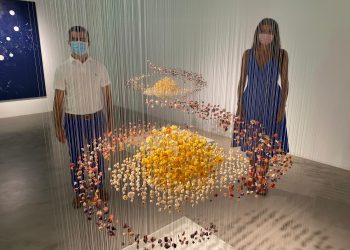 La delegada territorial destaca que la “original apuesta” de Genalguacil por el arte es ya una cita turística “consolidada” del verano