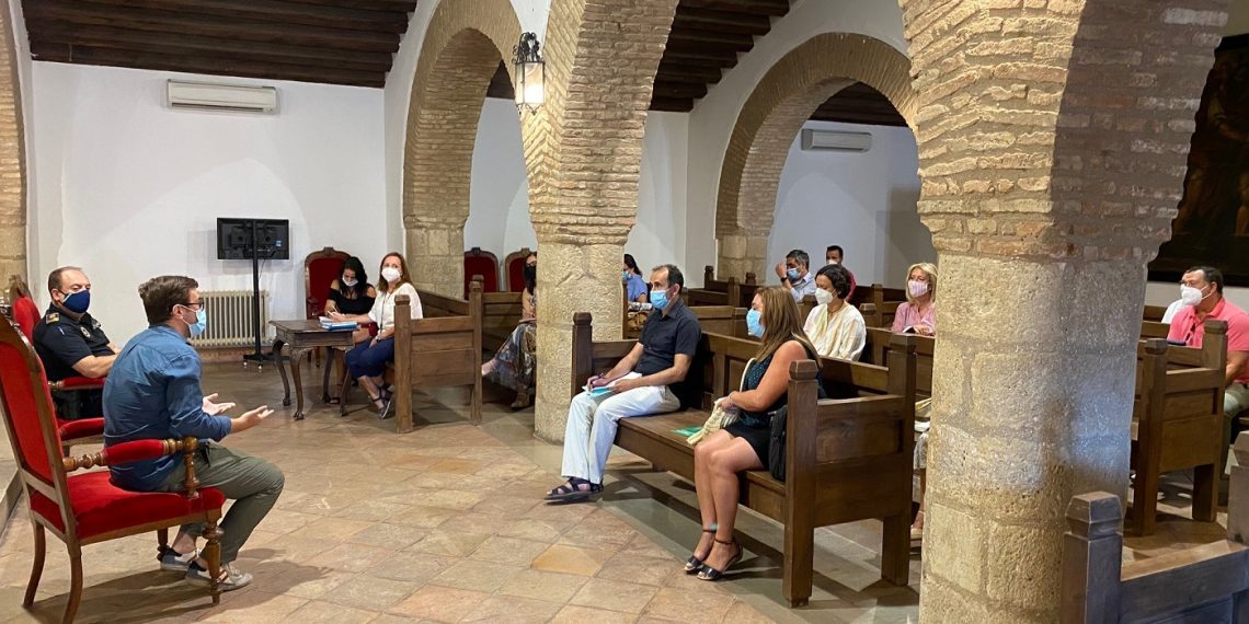 EDUCACIÓN INVERTIRÁ 10.000 EUROS EN MATERIAL QUE AUMENTE LA SEGURIDAD SANITARIA DE LOS CENTROS EDUCATIVOS DE CARA AL NUEVO CURSO