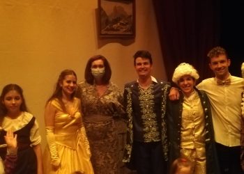 LA ACTIVIDAD CULTURAL VUELVE AL TEATRO ESPINEL CON EL MONTAJE MUSICAL ‘BELLA Y BESTIA’