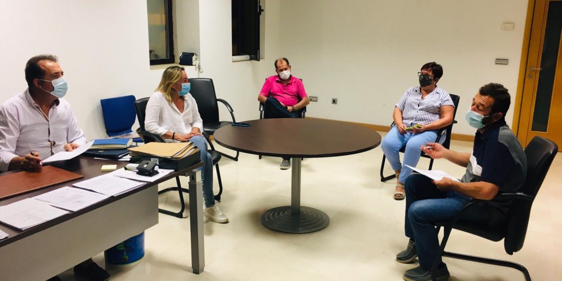 EL DELEGADO DE PEDANÍAS SE REÚNE CON LOS ALCALDES DE ESTAS ZONAS PARA CONOCER LAS NECESIDADES DE SUS VECINOS