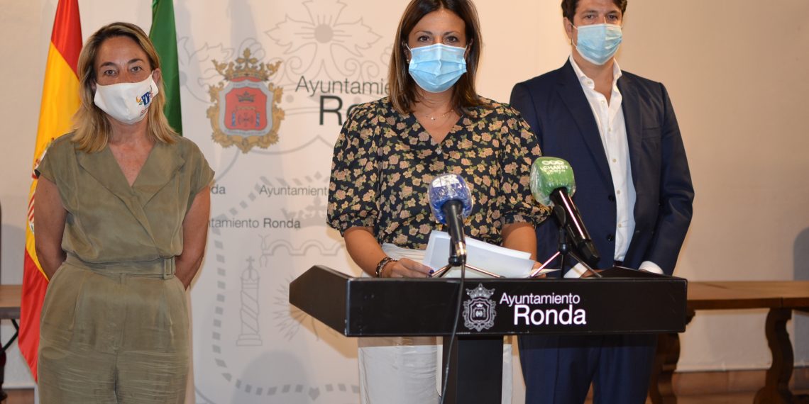 TURISMO DE RONDA FIRMA UN ACUERDO PIONERO PARA COMERCIALIZAR Y DISTRIBUIR PRODUCTOS TURÍSTICOS DE LA CIUDAD