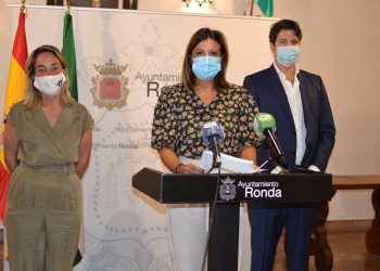 TURISMO DE RONDA FIRMA UN ACUERDO PIONERO PARA COMERCIALIZAR Y DISTRIBUIR PRODUCTOS TURÍSTICOS DE LA CIUDAD