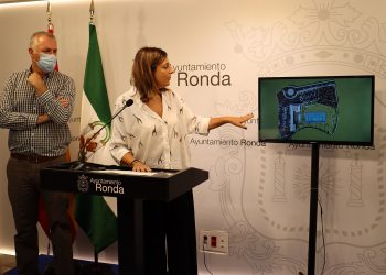 EL AYUNTAMIENTO PRESENTA EL PROYECTO DE LA NUEVA PISCINA MUNICIPAL CON UNA INVERSIÓN DE CASI 1,7 MILLONES DE EUROS