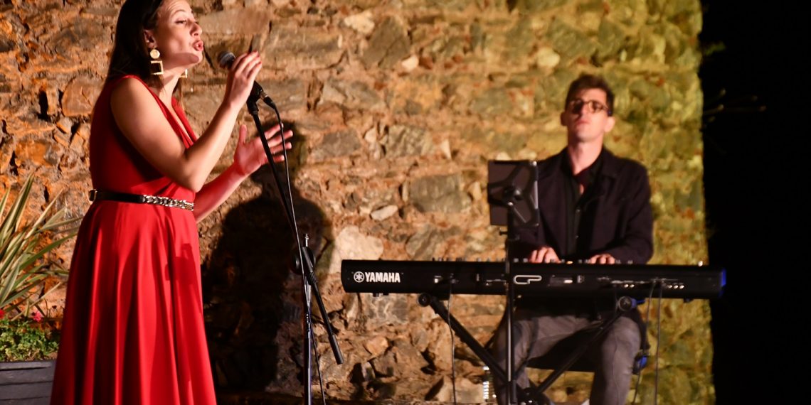 MARÍA VILLALÓN VUELVE A LOS ESCENARIOS EN BENADALID