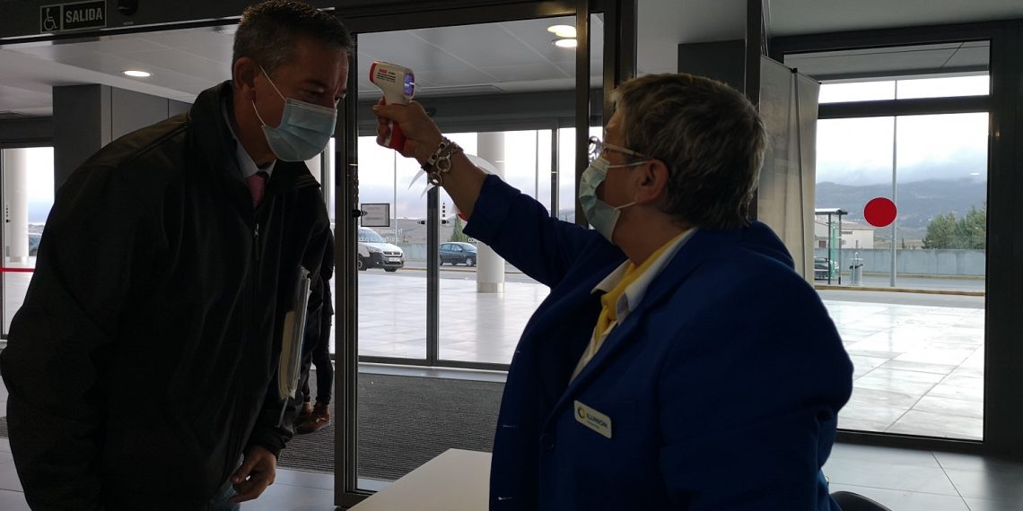 El Área Sanitaria Serranía de Málaga refuerza el control de accesos a las instalaciones hospitalarias