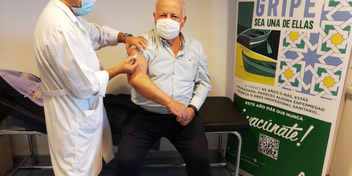 Arranca la vacunación antigripal en personas a partir de 65 años de edad