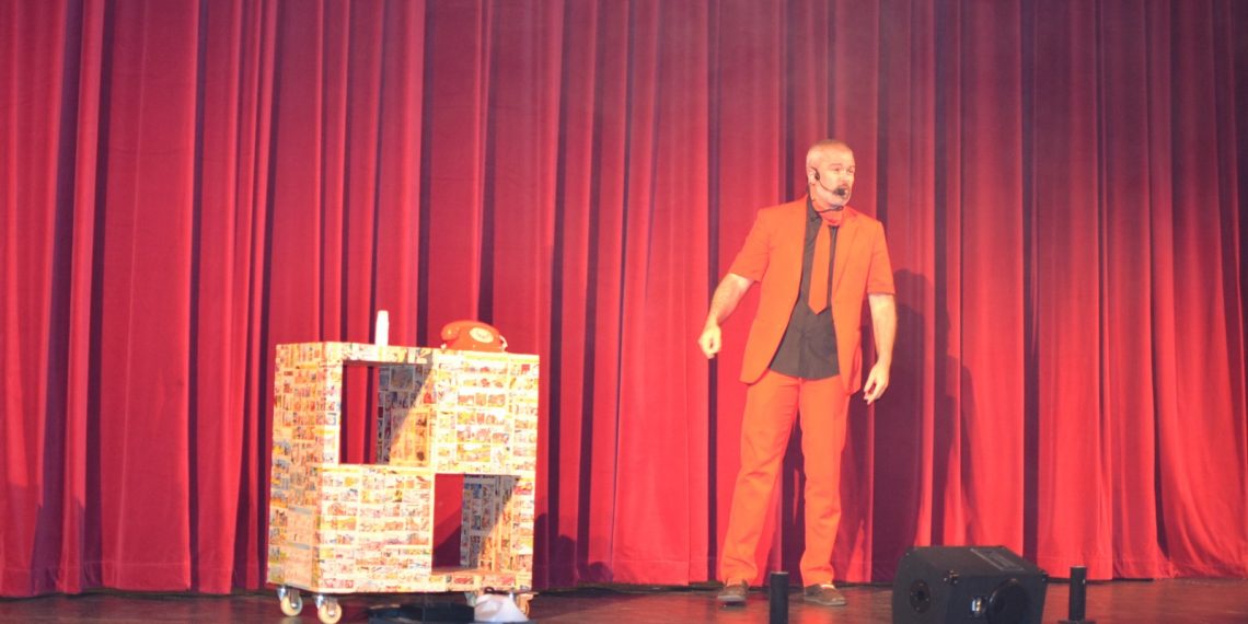 LA ACTIVIDAD CULTURAL CONTINUA CON LA GALA DE MAGIA FAMILIAR