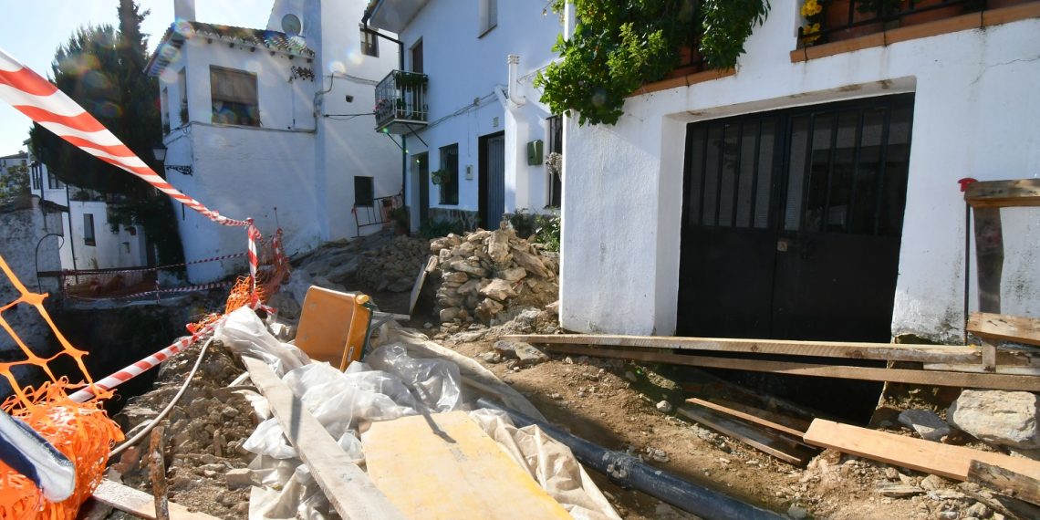 BENALAURÍA LLEVA A CABO EL PROYECTO DE MEJORA DE CALLE MORALEDA