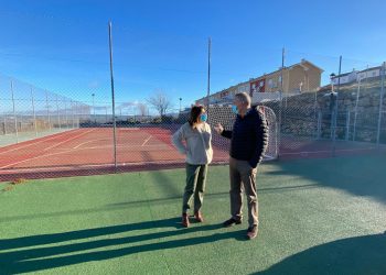EL AYUNTAMIENTO INVIERTE EN MEJORAR LAS INSTALACIONES DEPORTIVAS DE LA URBANIZACIÓN DE ‘LA TORRECILLA’