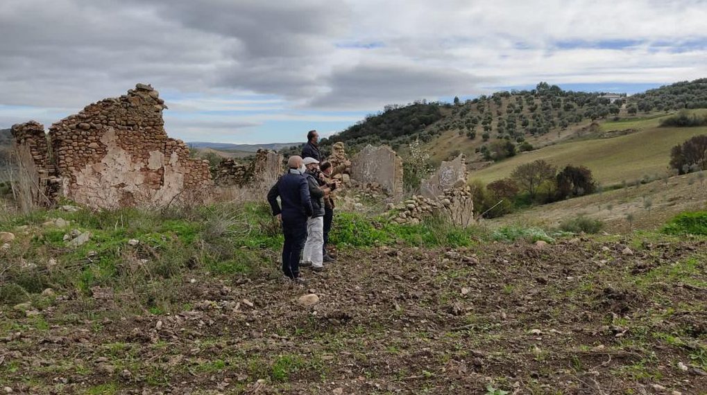 EL AYUNTAMIENTO COMENZARÁ CONTACTOS CON MUNICIPIOS CERCANOS A LOS VILLALONES PARA QUE LLEGUE EL AGUA POTABLE