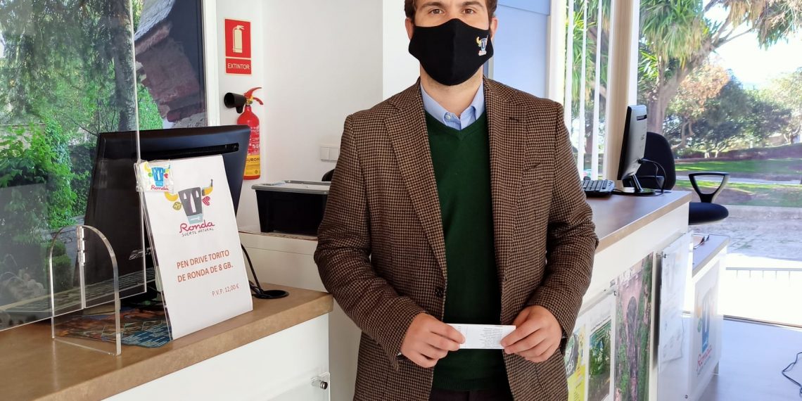 UNAS 200 PERSONAS HAN PASADO POR LA OFICINA DE TURISMO DURANTE EL FIN DE SEMANA TRAS SU REAPERTURA