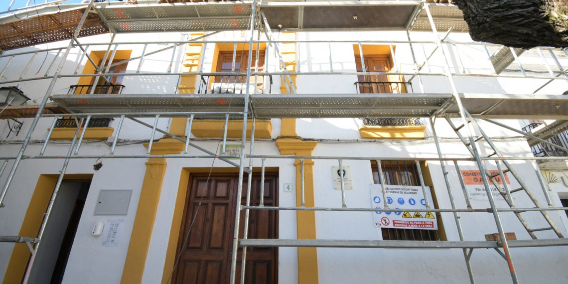 BENADALID REALIZA MEJORAS EN LA CASA DE LA CULTURA