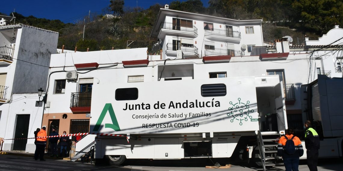 NINGÚN POSITIVO POR COVID-19 EN EL CRIBADO MASIVO DE ALGATOCÍN