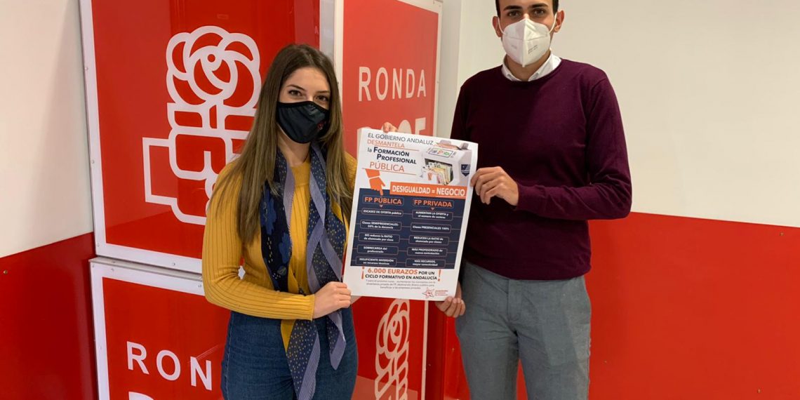 Juventudes Socialistas acusa a Educación de falta de apoyo a la FP pública