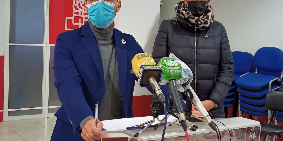 El PSOE de Ronda muestra su apoyo a los trabajadores de la ITV