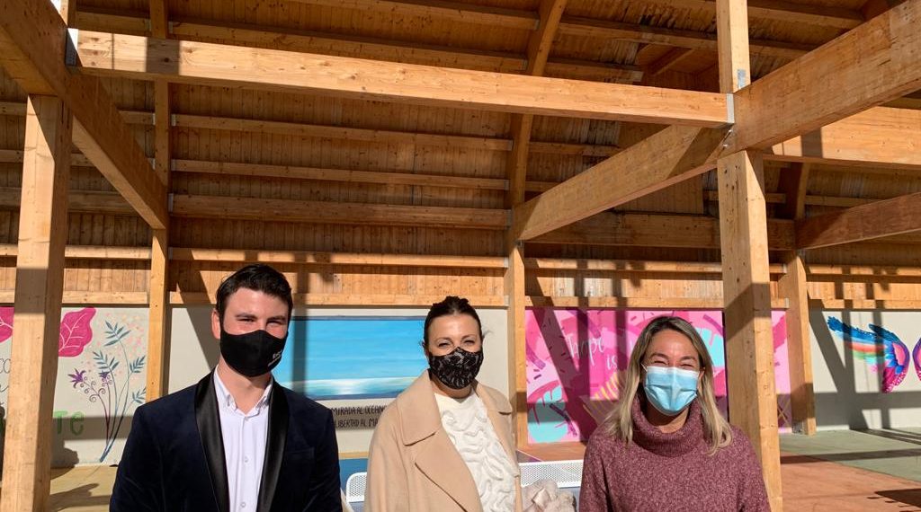 COMIENZA CON ÉXITO EL PRIMERO DE LOS ESPECTÁCULOS  DE ESTAS FIESTAS NAVIDEÑAS EN LA PLAZA ´MIGUEL ANGEL BLANCO´.