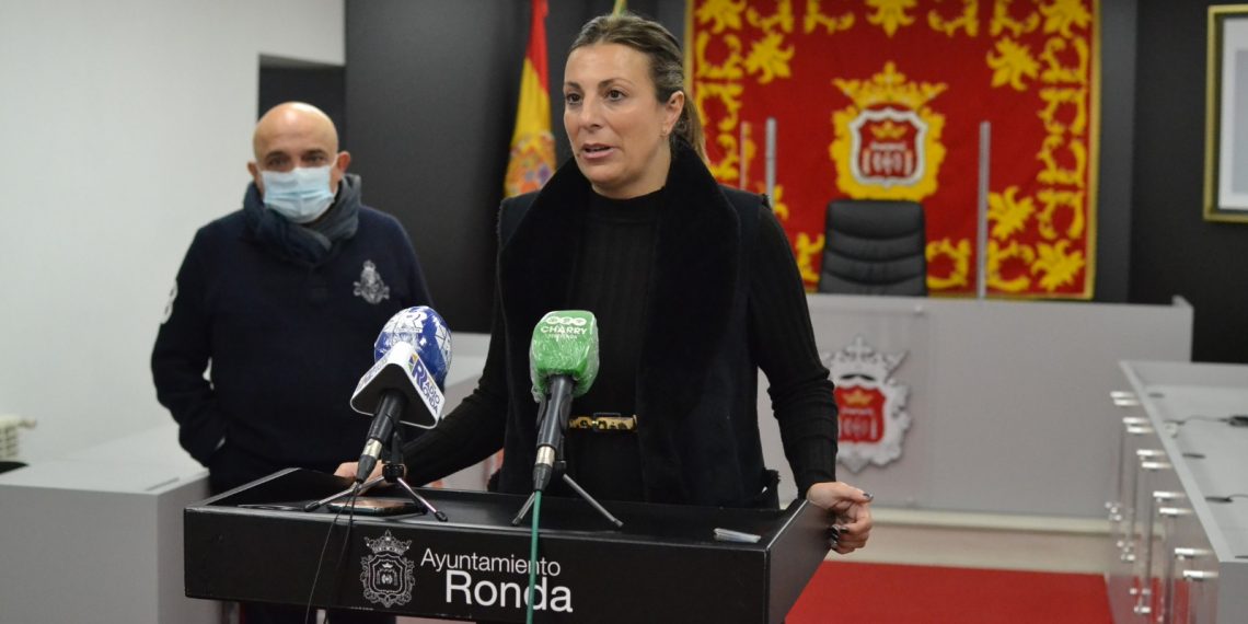 LA ALCALDESA HACE UNA VALORACIÓN POSITIVA DE LAS NAVIDADES EN RONDA
