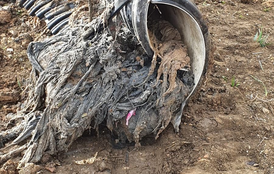 EL AYUNTAMIENTO SOLUCIONA LOS PROBLEMAS DEL COLECTOR SUR EN LA ZONA DE LA CRUZ DE SAN JORGE
