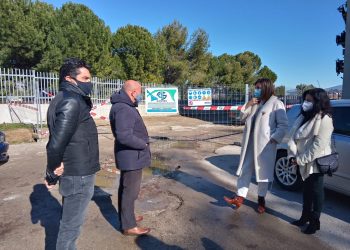 COMIENZAN LAS OBRAS PARA FINALIZAR LA URBANIZACIÓN DEL ESPACIO JUNTO A LAS VÍAS DEL TREN EN LA BARRIADA DE LA HARINERA