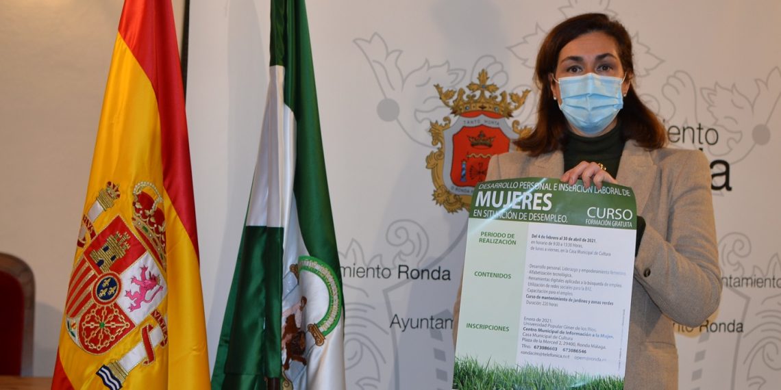 IGUALDAD PRESENTA UN CURSO PARA MUJERES DESEMPLEADAS SOBRE MANTENIMIENTO DE ZONAS VERDES Y JARDINES