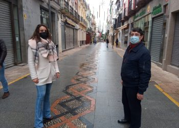 EL AYUNTAMIENTO APROVECHA EL CIERRE DE ACTIVIDAD NO ESENCIAL PARA HACER OBRAS EN EL CENTRO COMERCIAL ABIERTO