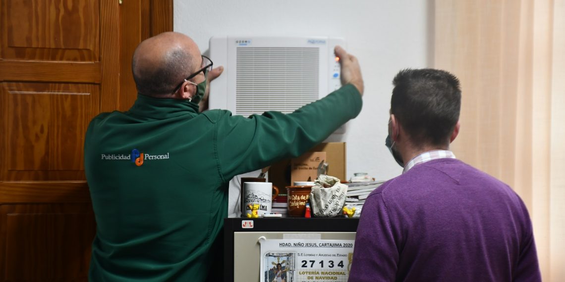 CARTAJIMA INSTALA EQUIPOS DE DESINFECCIÓN EN EDIFICIOS PÚBLICOS