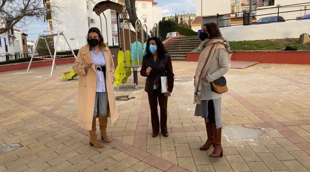 El Ayuntamiento inicia la fase final de la remodelación integral del Parque del Sur, en la barriada de la Dehesa, con una inversión de 60.000 euros