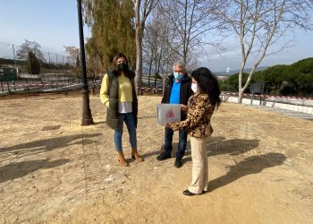 La delegación de Parques y Jardines anuncia el arreglo de una zona verde en la avenida de la Legión y la creación de un nuevo parque canino