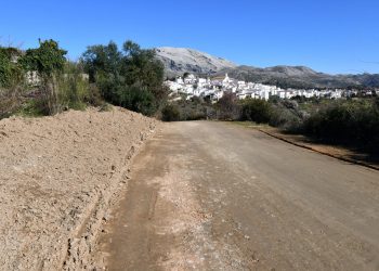 CARTAJIMA ACONDICIONA UN TRAMO DE LA VÍA PECUARIA RONDA-ESTEPONA