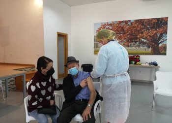 Salud inicia en Ronda inicia la vacunación antiCOVID para los mayores de 80 años