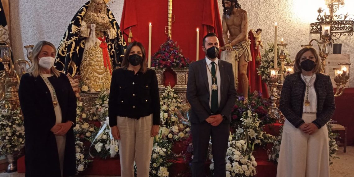 Los actos penitenciales de las hermandades de la Columna y el Silencio marcan el Miércoles Santo rondeño (Incluye galería fotográfica)