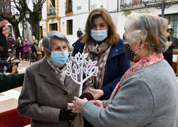 Benadalid reconoce a su vecina Rafaela Rodríguez como «mujer referente»