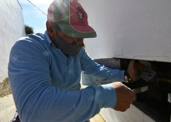 Jubrique sustituye los contadores de agua del municipio