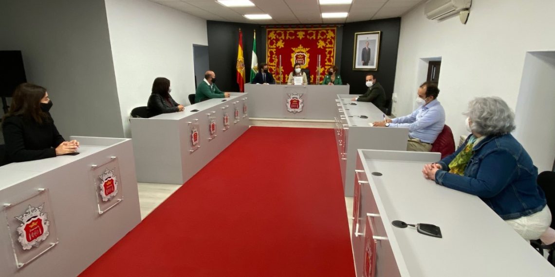 El Ayuntamiento constituye el nuevo Consejo Asesor de Educación con representantes de toda la comunidad educativa de la ciudad