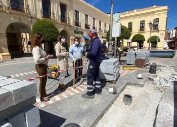 El Ayuntamiento pone en valor la Plaza de España con un proyecto de mejora de su pavimento e iluminación