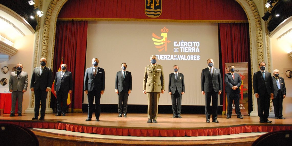 Manuel Guerrero Yuste, de Charry TV, nombrado embajador de la Marca Ejército