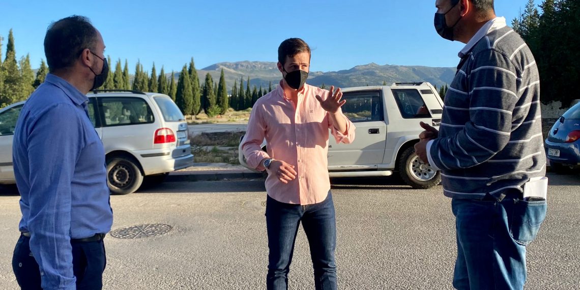 La delegación de Participación Ciudadana mantiene un encuentro con vecinos de la barriada de la UE-19