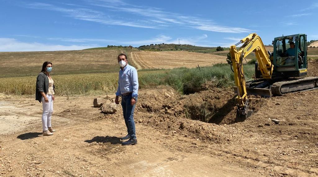 El Ayuntamiento inicia la primera fase del Plan de Caminos 2021 que arreglará nueve caminos de las zonas rurales con una inversión de 200.000 euros