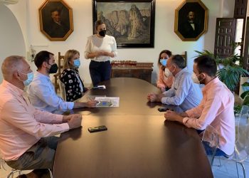 El Ayuntamiento adjudica las obras de construcción de la nueva piscina municipal a la empresa rondeña ‘ObraSport, S.L.’